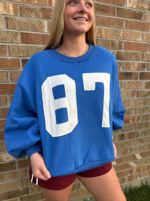 87 Sweatshirt